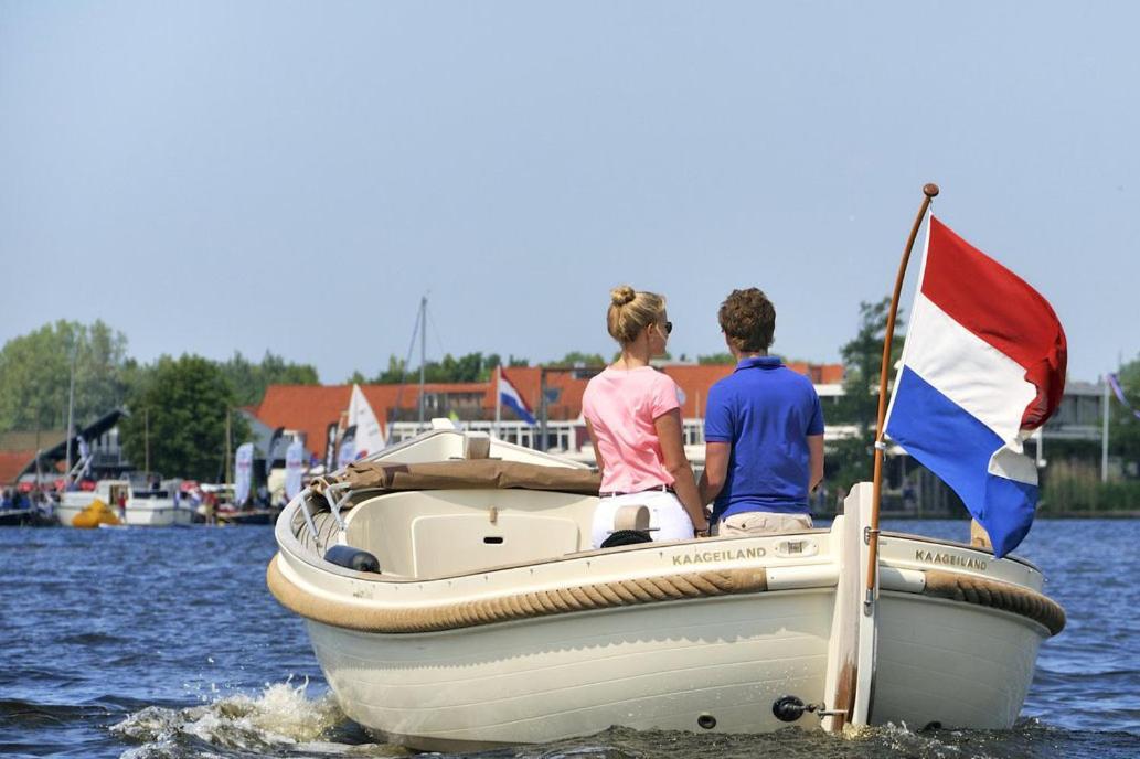Boathouse At Unescco Fort And Magnificent Lake-View Roelofarendsveen Екстериор снимка